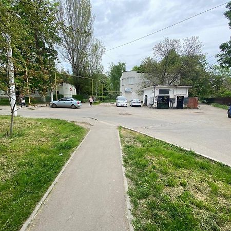 Шикарнейшие Апартаменты Chornomorsk Exterior foto